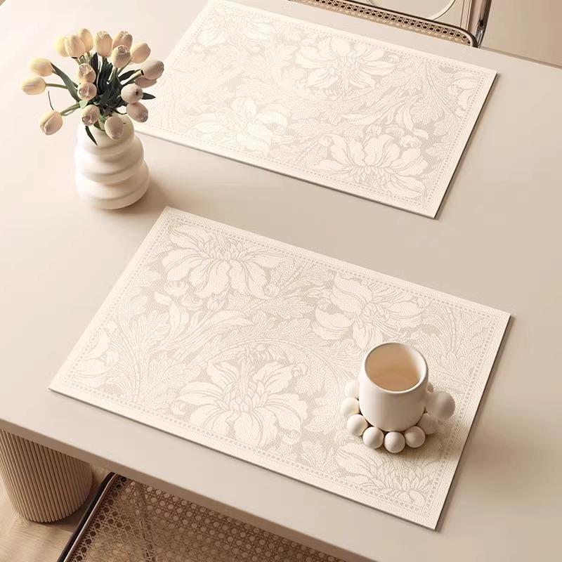 法式轻奢高级感防水防油防烫西餐垫家用免洗皮革耐脏隔热餐桌垫子