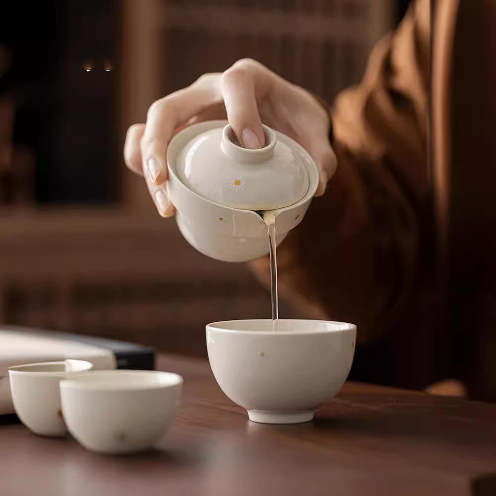 念云居快客杯小雏菊一碗三杯旅行茶具套装小清新女士户外便携式一