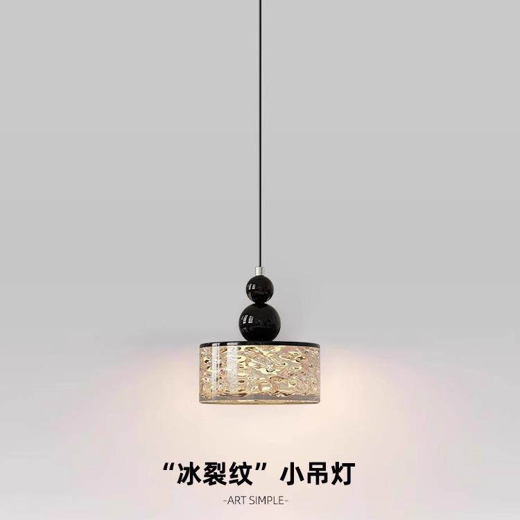 意式极简轻奢感护眼全光谱创意个性卧室书房餐厅铁艺树脂吊灯