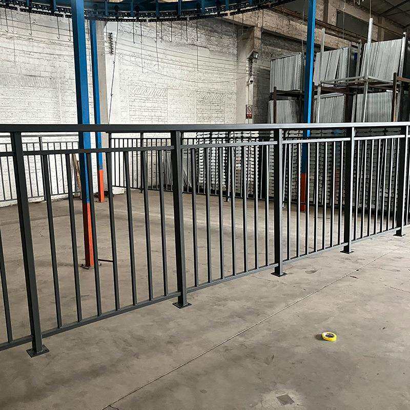 锌钢阳台楼梯护栏厂家小区楼盘室内外铁艺飘窗栅栏组合式护窗栏杆