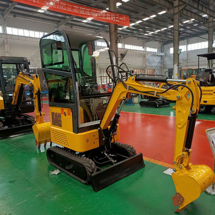小型混凝土挖掘机履带式果园挖沟挖土机家用房屋拆除小钩机