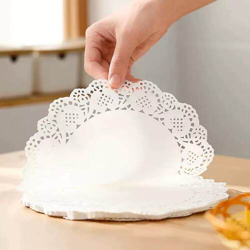 Oil-absorbing paper for food, kitchen use, suitable for frie