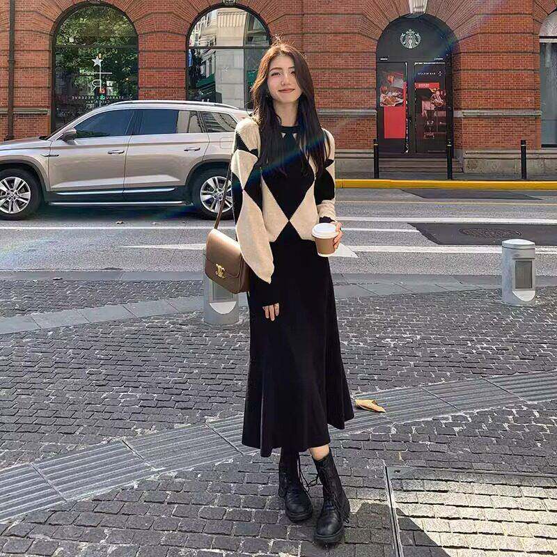 欧洲站秋季2024新款女装覆古港风高级感毛衣套装半身裙针织两件套