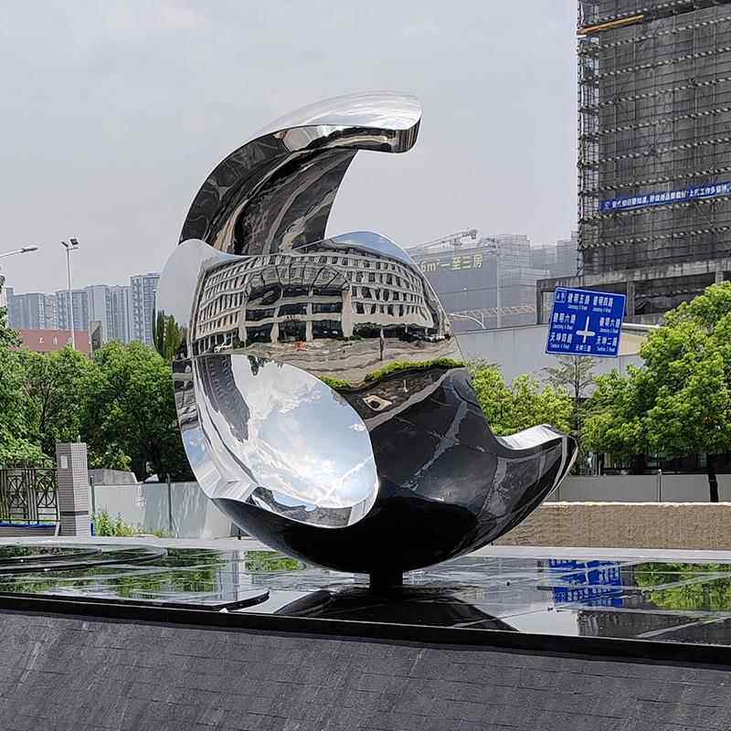 不锈创993钢镜立面雕塑户外意艺造型室外建筑铁水景艺术品景观摆