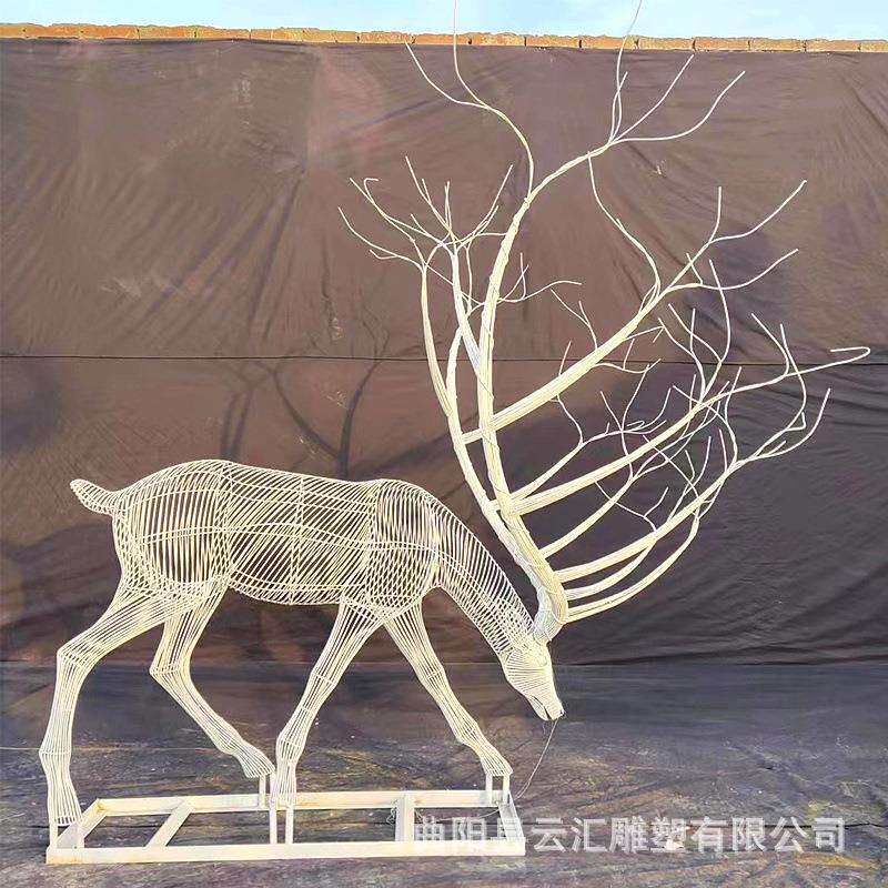 不锈钢发光镂空梅花鹿小鹿雕塑铁艺编织动物鹿户外公园绿地摆件