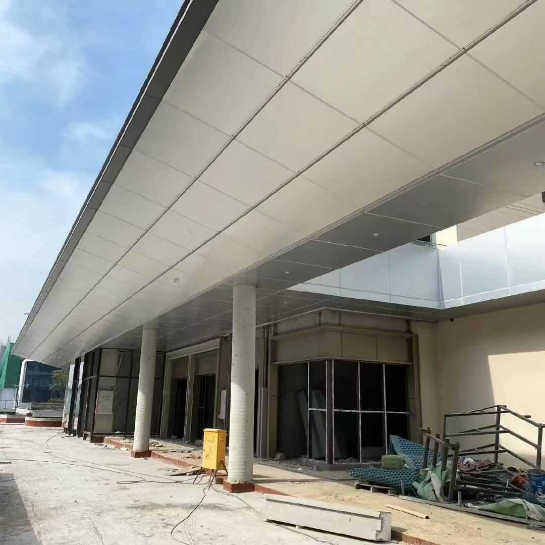 冲孔铝单板定制外墙氟碳漆门头吊顶装饰幕墙雨棚雕花镂空木纹铝板
