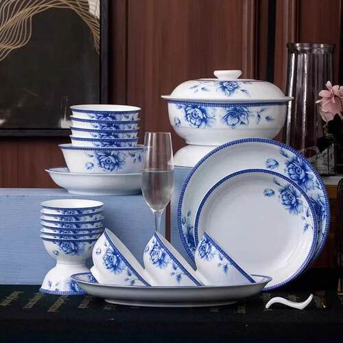 高温釉下彩景德镇青花瓷餐具套装碗碟鱼盘面碗高脚碗饭碗筷子