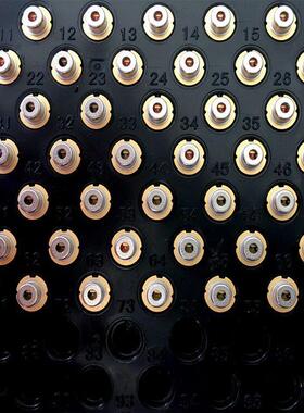 供应520nm80mw绿光激光二极管,原装现货GH05280E2K适用于激光定位