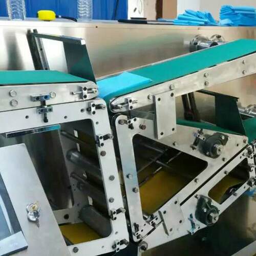 供应无纺布折叠机全自动毛巾折叠机洗涤工厂折叠机
