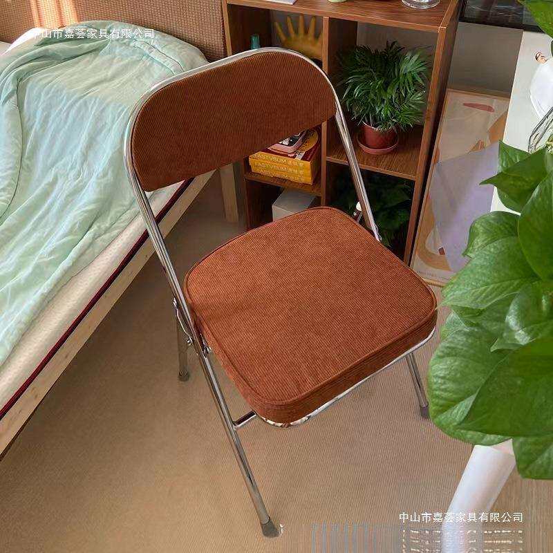 复古折叠椅子灯芯绒家用加厚金属网红拍照椅靠背餐椅摄影怀旧凳子