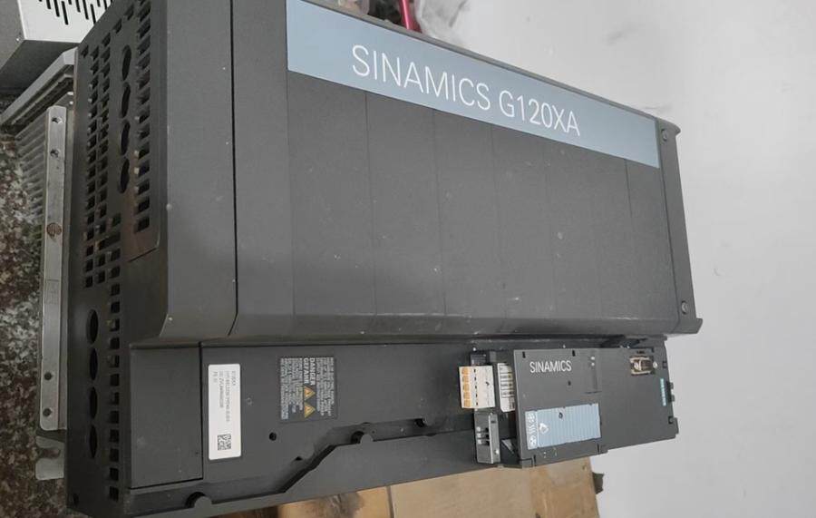 4月29日泉州处置西门子SINAMICSG120XA55kW变频器6SL3220-3YD40-0UB0拆机件网络拍卖公告