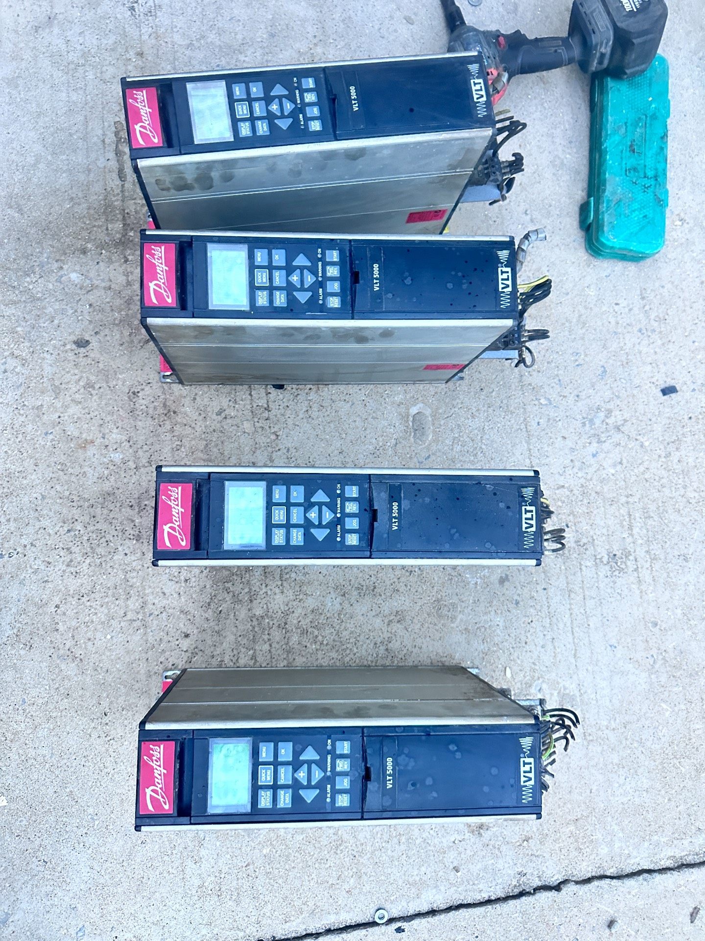 丹佛斯变频器VLT5000俩台