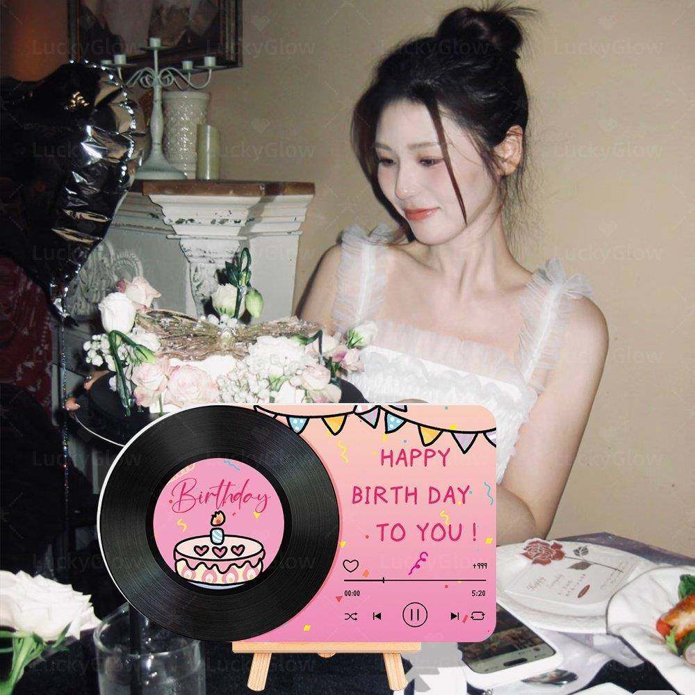 包厢餐厅生日快乐唱片kt板桌面摆件周岁场景布置装饰派对氛围气球
