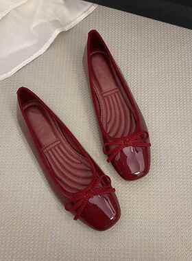 春秋法式红色包鞋女2026新款春方头软底浅口婚鞋气质蝴蝶结0206zd