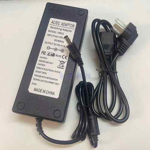 适用ZEEMR知麻投影仪机M1 Z1MINID1影院12V19V6.32A电源适配器657