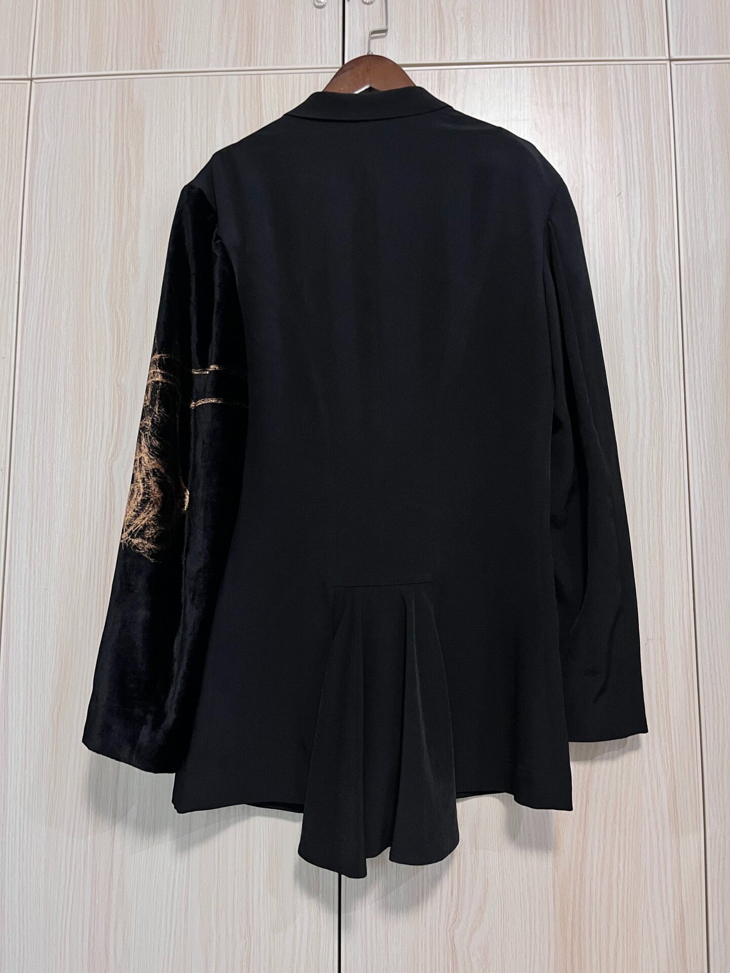 Yohji Yamamoto 20SS Velvet Sleeve Jacket — front