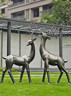 户外抽象梅花鹿草坪装饰售楼处部园林创意小品摆件玻璃钢雕塑造景