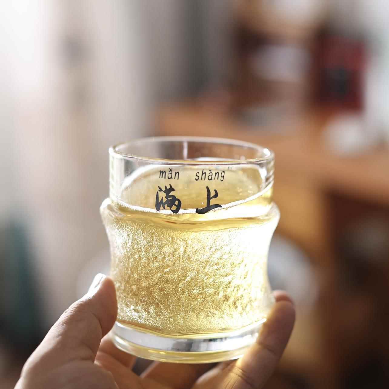 小乐原创满上玻璃啤酒杯 挂冰玻璃杯 手感很棒,玻璃质感很好