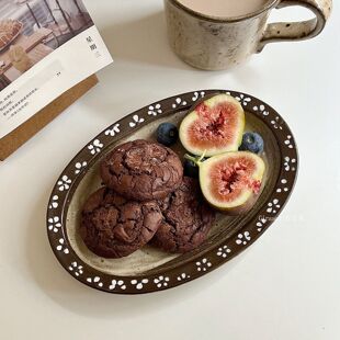 诧寂风复古高颜值椭圆小花盘子特别好看的高级粗陶早餐水果甜品盘