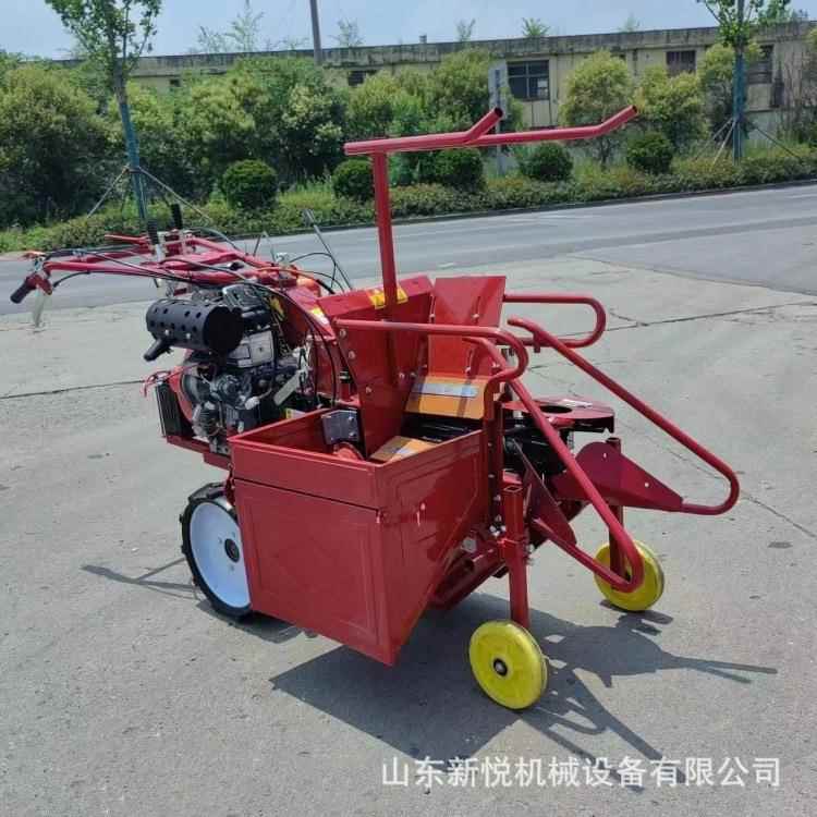 全新家用小型苞米收获机柴油单行玉米收割机玉米扒皮秸秆粉碎机