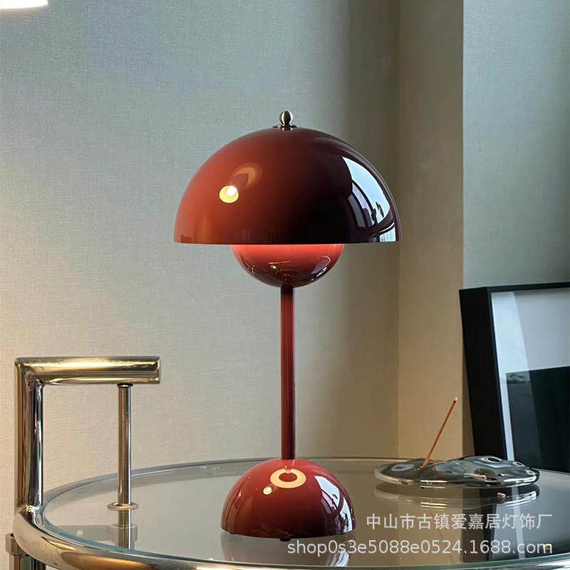 丹麦复古花苞灯P9北欧计师书房氛围无V线充电卧设室434床头台小台