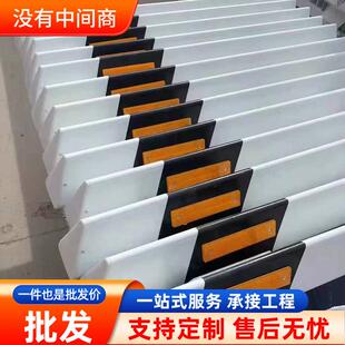 玻璃钢警示桩百米桩红白道口警示桩公路界碑道口标识桩