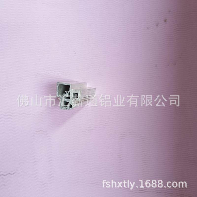 厂家供应6063铝合金铝型材外壳 各种户外广告机铝材量大价优