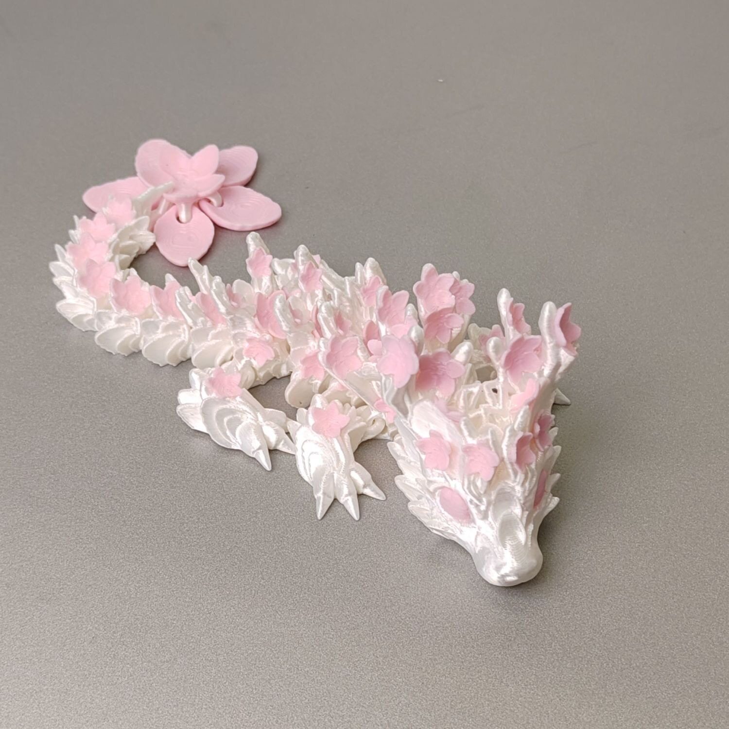 打印粉色樱花龙车关节3D模型摆件