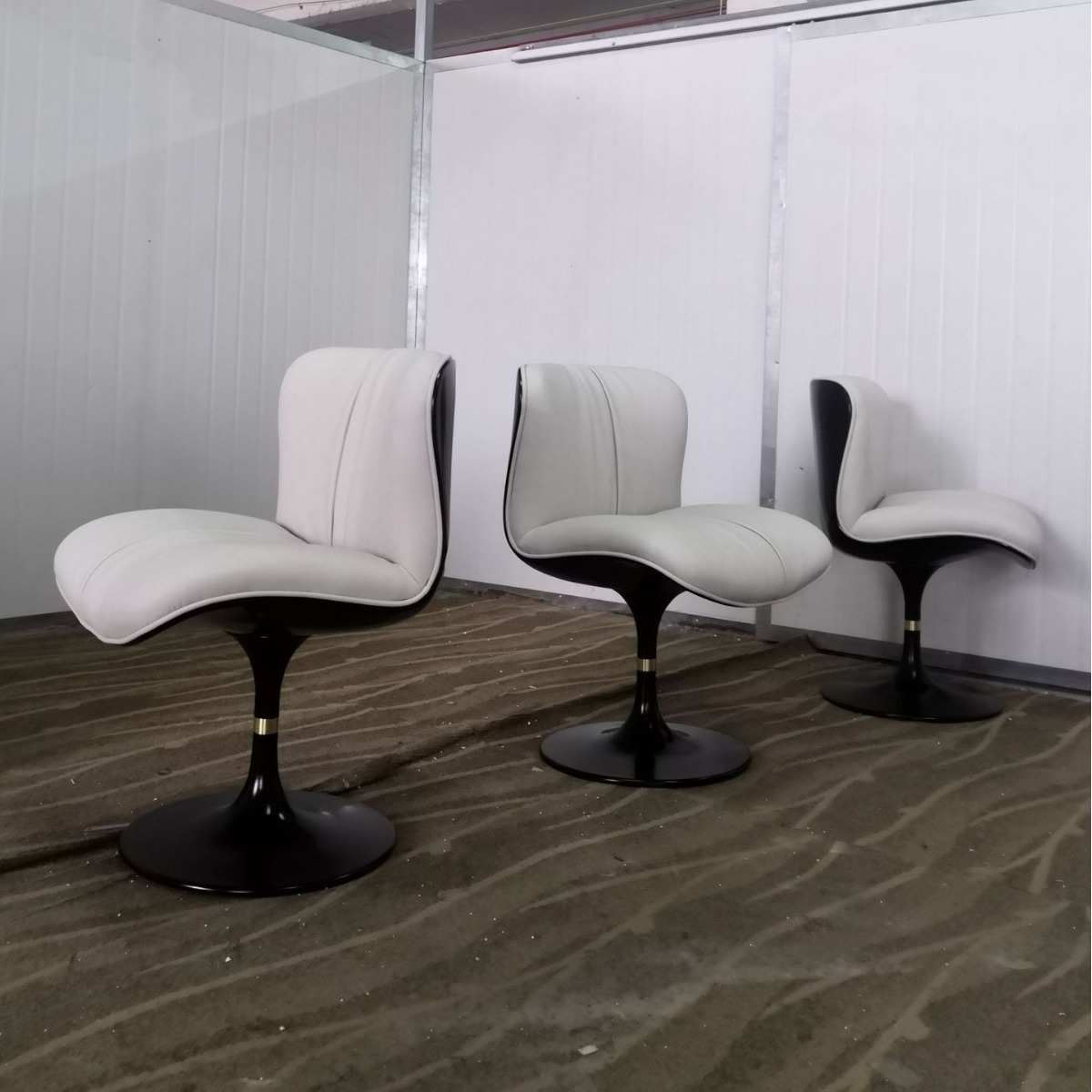 玻璃钢休闲时尚简约轻奢高端大气Baxter餐椅