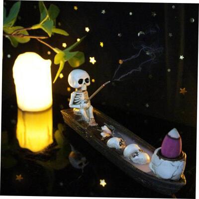Halloween decoration skeleton ship incense craft display万圣