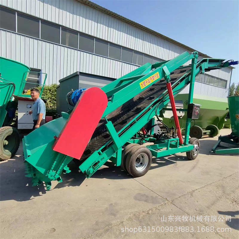 抓料高度4米小型取草机全自动移动可升降扒料机养殖自走式扒草车