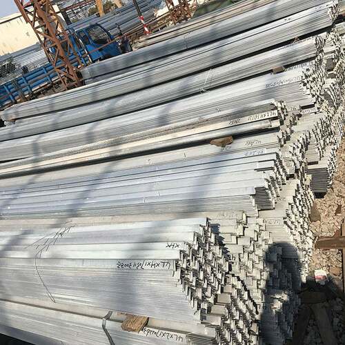 厂家直销热镀锌角钢q235三角铁特大角钢国标河钢优碳钢钢构