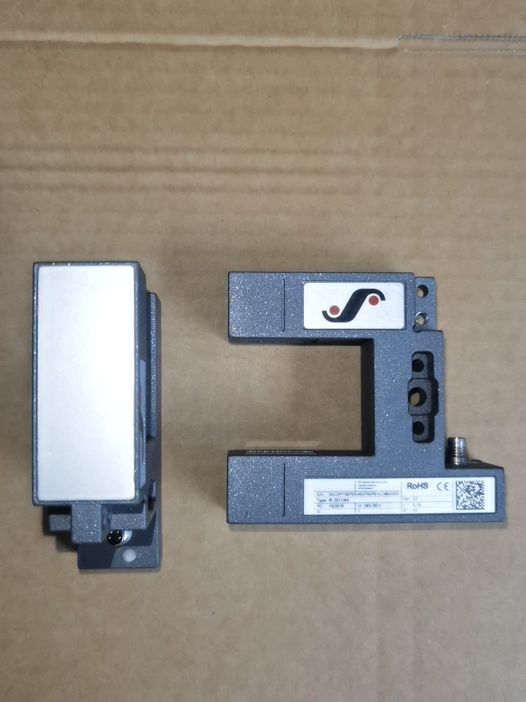 BST纠偏传感器IR2011/40旧的功能包好，单价质保三个