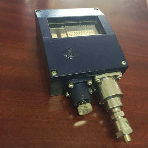 上海压力c远东 50ywk控制器-仪表厂-