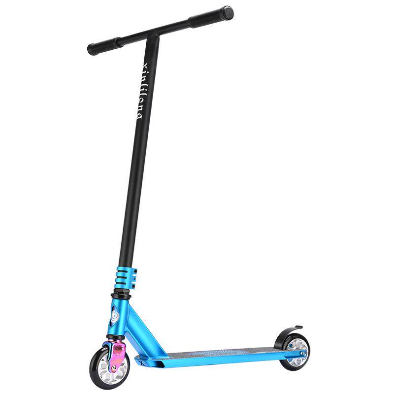 跨境直销鑫利隆专业炫酷花式滑板车两轮运动特技车脚踏极限滑板车