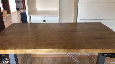 高人气的Loctek乐歌电动升降桌怎么样，口碑效应如何？