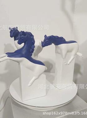 现代简约创意树脂马摆件样板房售楼处桌面书架茶几马软装摆设