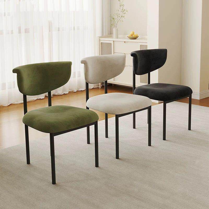 法式奶油风餐椅家用北欧高级感餐桌椅子现代简约设计师餐厅凳子
