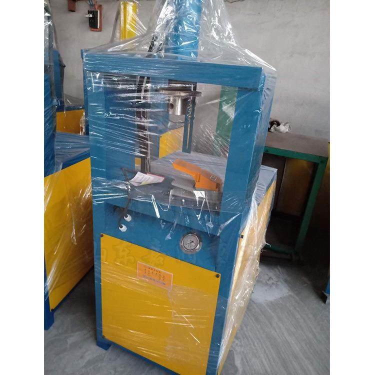 双工位液压冲孔冲弧机 脚手架货架冲孔机 不锈钢管坡口机,玩具/童车/益智/积木/模型,毛绒/玩偶/公仔/布艺类玩具,淘宝优惠券,粉丝福利购,淘宝优惠卷