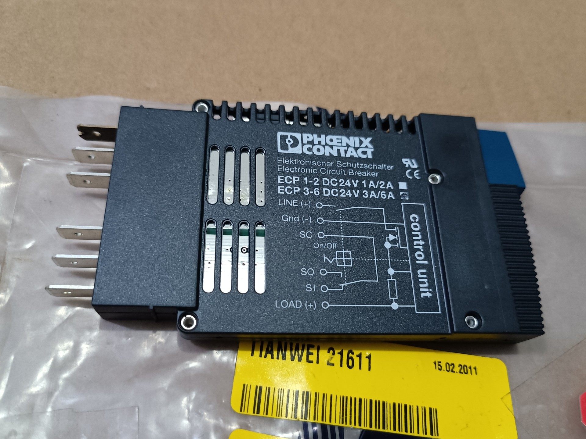 全新菲尼克斯ECP1-2 DC24V 1A/2A断路器