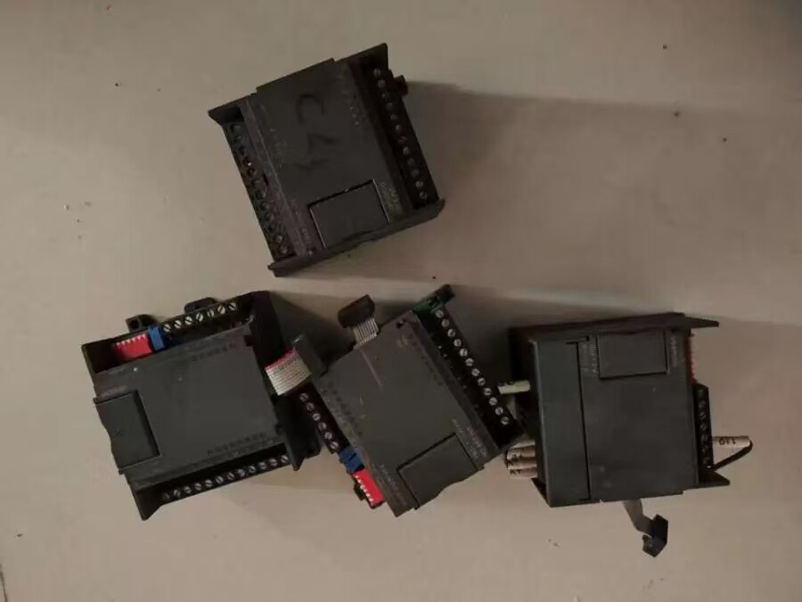 4月17日北京【京械5391】单位淘汰报废处置plc四个（具体以实物为准，非专业人士谨慎竞拍）网络拍卖公告