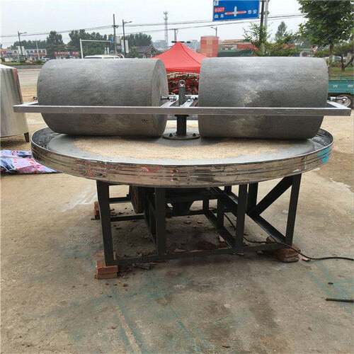 磨辣椒面电动石碾杂粮磨面双辊机器糯米面磨粉机