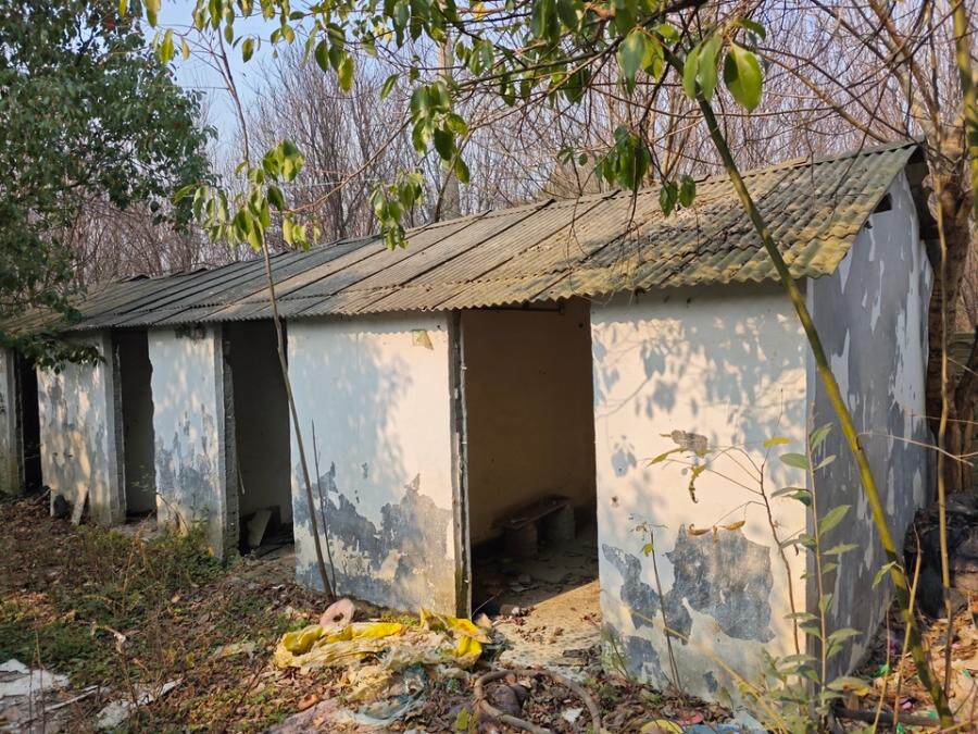 2月27日南阳房屋构筑物及办公家具网络拍卖公告