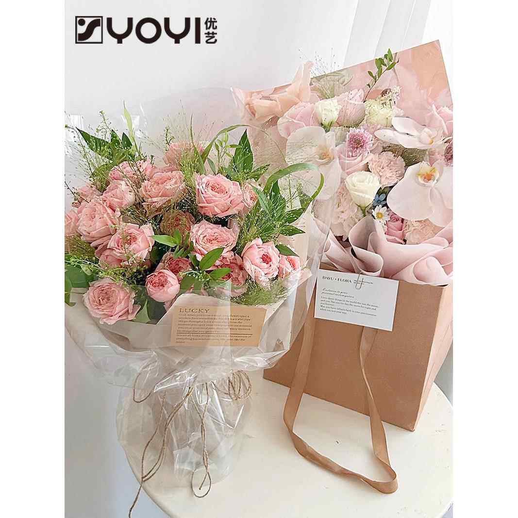 采购产品优艺10厚牛皮纸袋，牛皮手袋，浮雕英文袋，礼品花纸袋