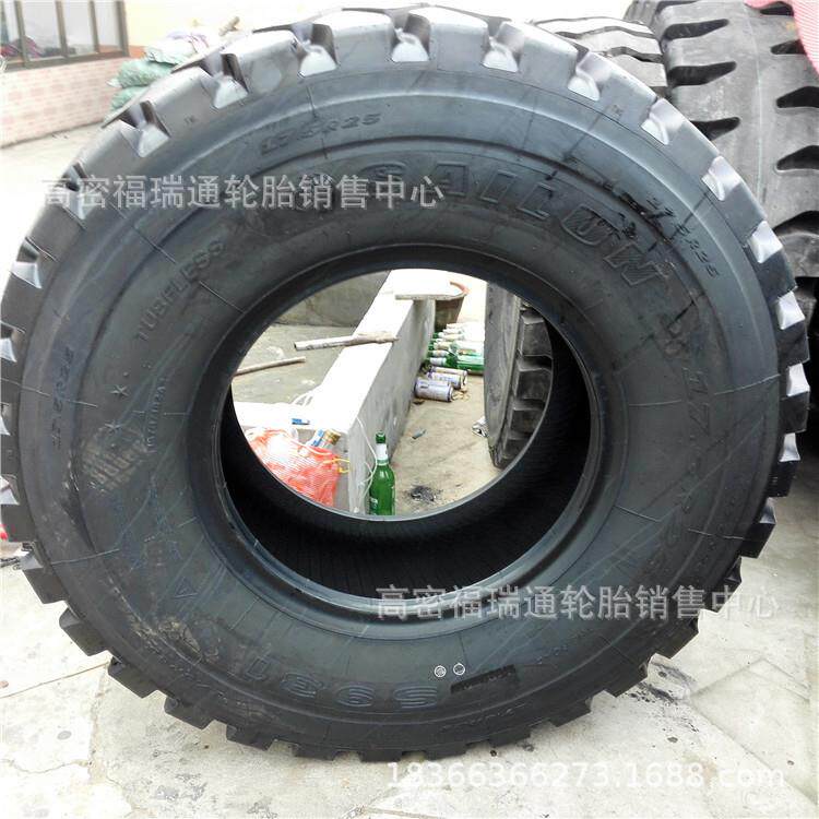 17.5R25全钢丝子午线装载机轮胎17.5R25平地机推土机耐磨工程轮胎