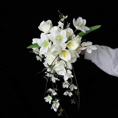 仿真花新娘拍照手瀑布捧花摄影拍照花束绢花样板间客厅茶几摆件花