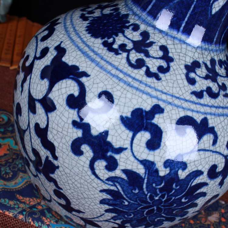 景德镇陶瓷仿古裂纹手绘青花瓷天球瓶家居装饰工艺品摆件厂家发货