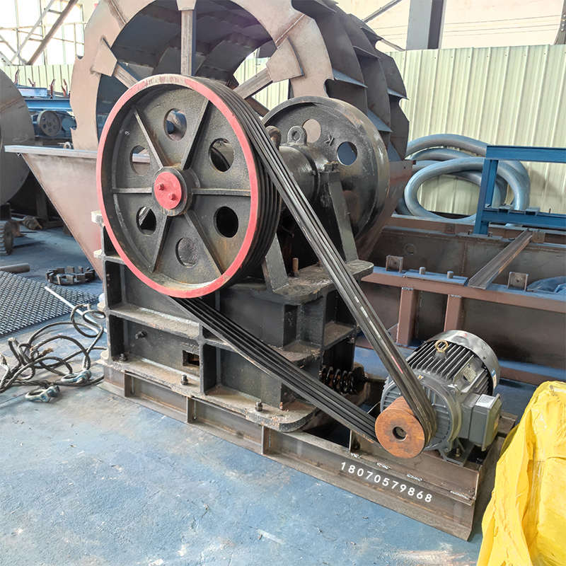 颚式破碎机 老鄂口e碎机破花岗岩玄武岩河卵石虎式碎石机江西厂家