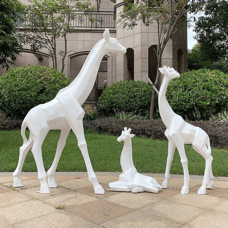 大型几何长颈鹿户外园林景观庭院装饰品草坪摆件公园仿真动物美陈,商业/办公家具,景观道具/景观摆件/景观装置,淘宝优惠券,粉丝福利购,淘宝优惠卷