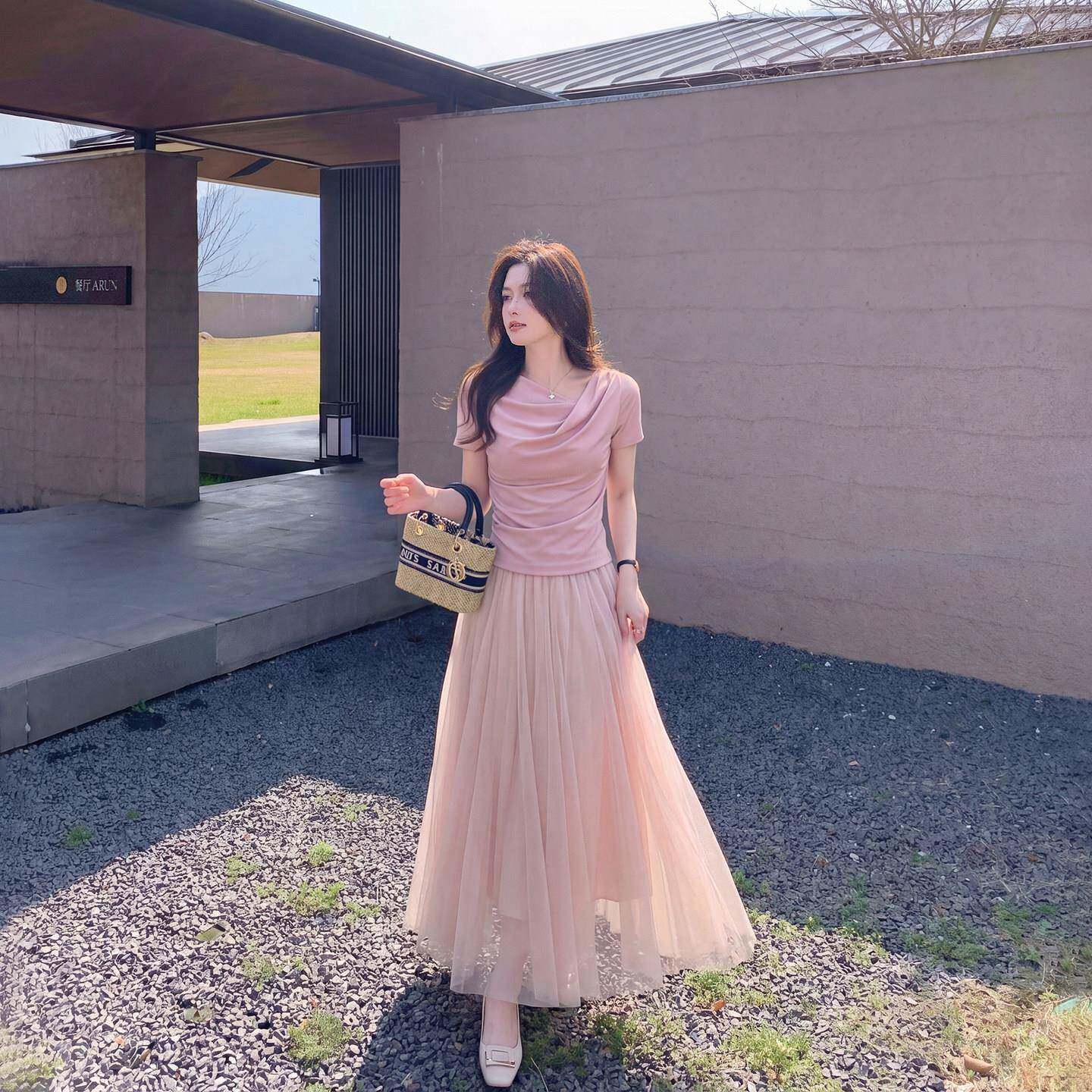 岛歌夫人绝美粉色百褶纱裙半身裙轻奢高级感垂感长款网纱半裙子女